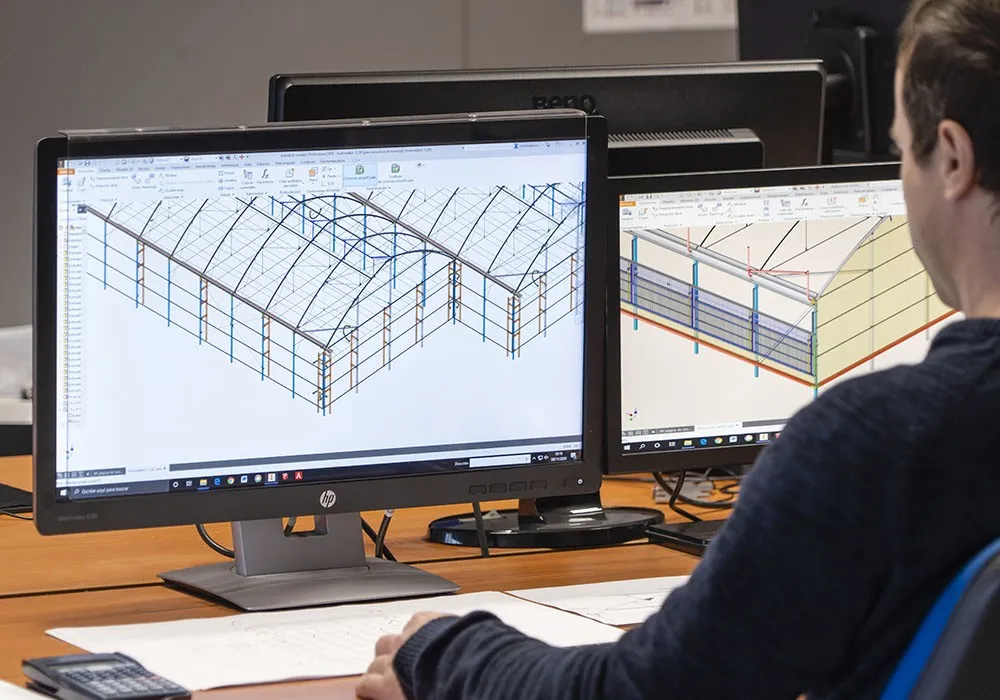 MSC engineer designing a greenhouse structure in 3D software